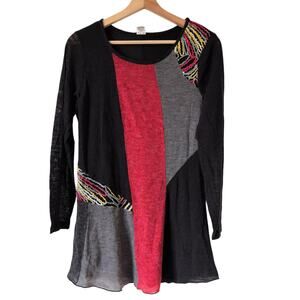 This & That Mixed‎ Media Red Patchwork Tunic Top M - Boho Lagenlook Art-to-Wear
